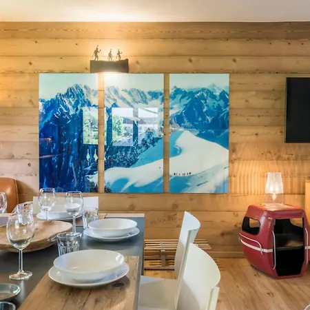 Stunning Flat With Mont Blanc's View And Balconies Σαμονί